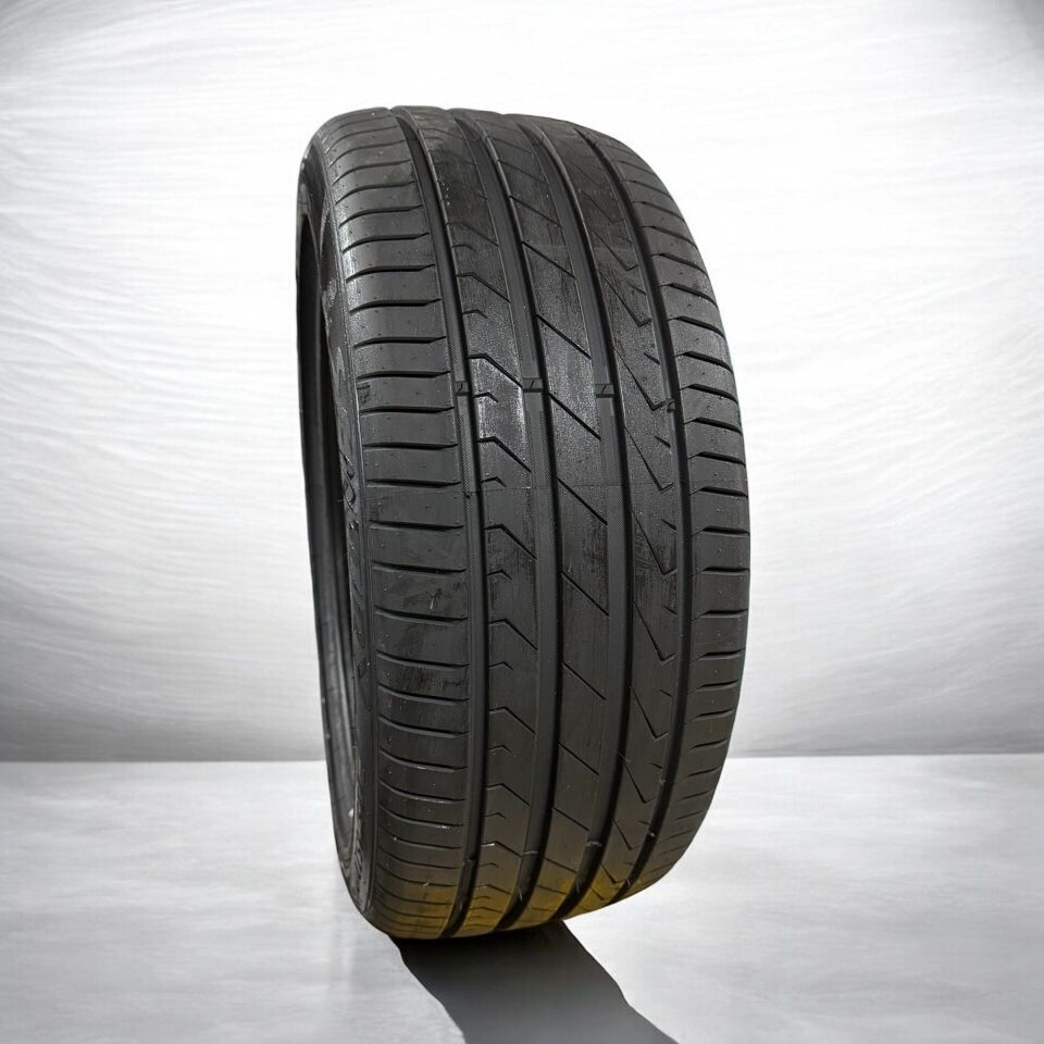 225/55R18 102W XL Qirin 990 Dot 2026